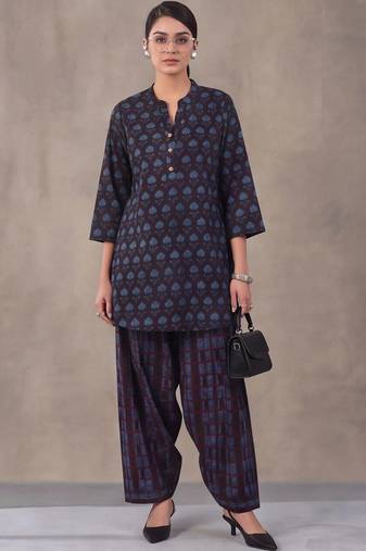 women ethnic motifs printed regular cotton kurti with farshi salwar