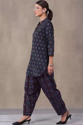 women ethnic motifs printed regular cotton kurti with farshi salwar