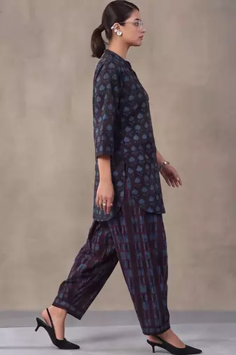 women ethnic motifs printed regular cotton kurti with farshi salwar