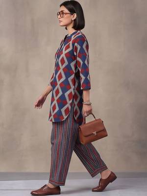 women printed regular cotton kurti with farshi salwar 2