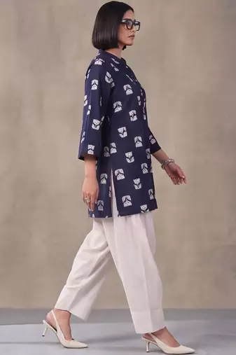 women floral printed regular cotton kurta with farshi salwar