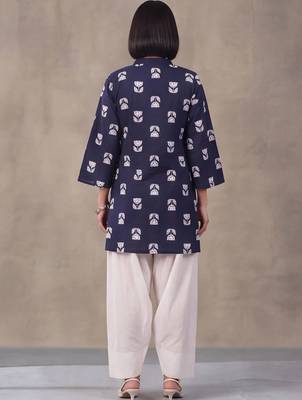 women floral printed regular cotton kurta with farshi salwar 3