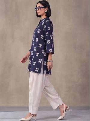 women floral printed regular cotton kurta with farshi salwar 5