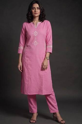 women ethnic motifs embroidered regular thread work kurta with trousers