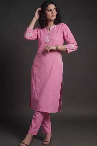 women ethnic motifs embroidered regular thread work kurta with trousers