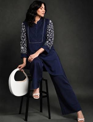 women ethnic motifs embroidered regular thread work kurta with palazzos 5