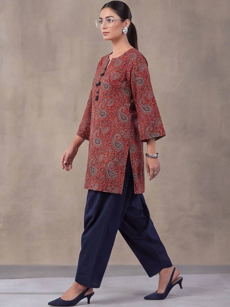 women paisley printed regular cotton kurti with farshi salwar