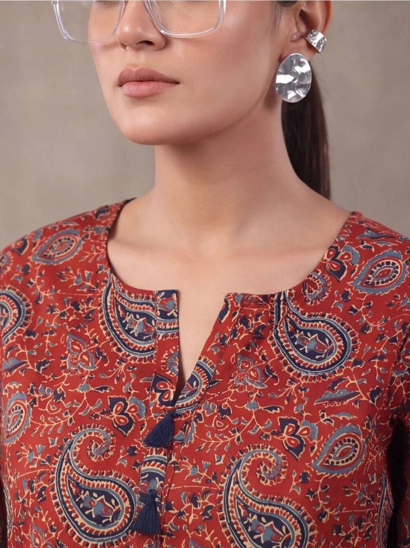 women paisley printed regular cotton kurti with farshi salwar