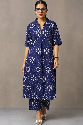 women printed regular cotton kurta with palazzos