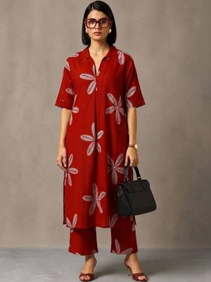 women floral printed regular cotton kurta with trousers 1