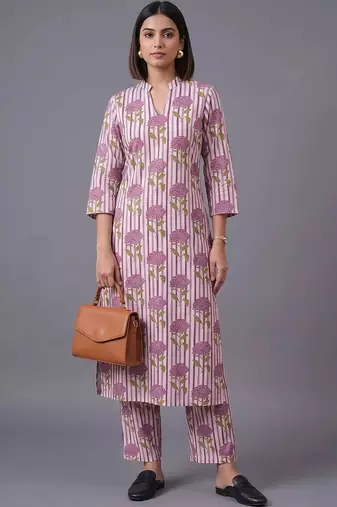 women printed regular kurta with trousers
