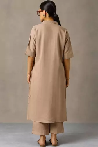 women regular kurta with trousers