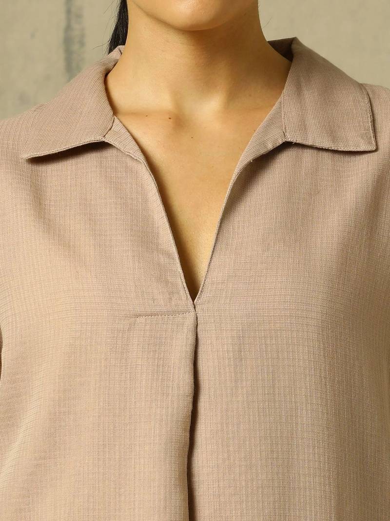 women regular kurta with trousers