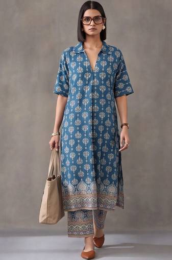 women ethnic motifs printed regular cotton kurta with trousers