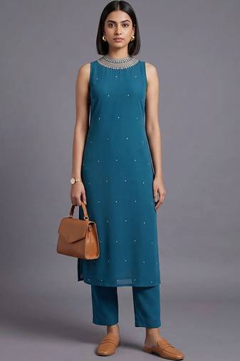 women regular beads and stones kurta with trousers