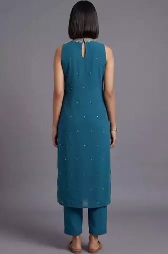 women regular beads and stones kurta with trousers
