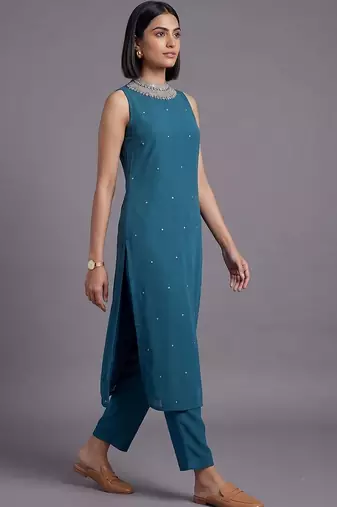 women regular beads and stones kurta with trousers