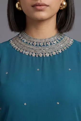 women regular beads and stones kurta with trousers