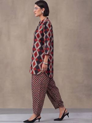 women printed regular cotton kurta with farshi salwar 2