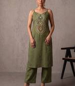 women ethnic motifs embroidered regular mirror work kurta with trousers