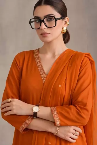 women ethnic motifs embroidered regular thread work cotton kurta with trousers & with dupatta
