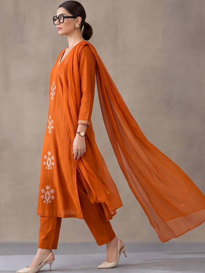 women ethnic motifs embroidered regular thread work cotton kurta with trousers & with dupatta