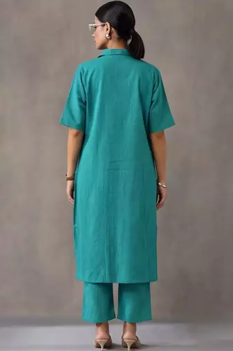 women striped regular cotton kurta with trousers