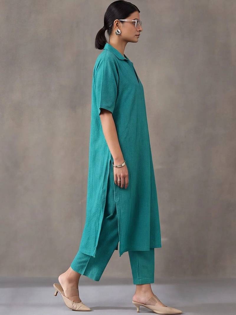 women striped regular cotton kurta with trousers