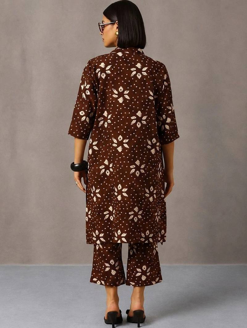 women floral printed regular cotton kurta with trousers