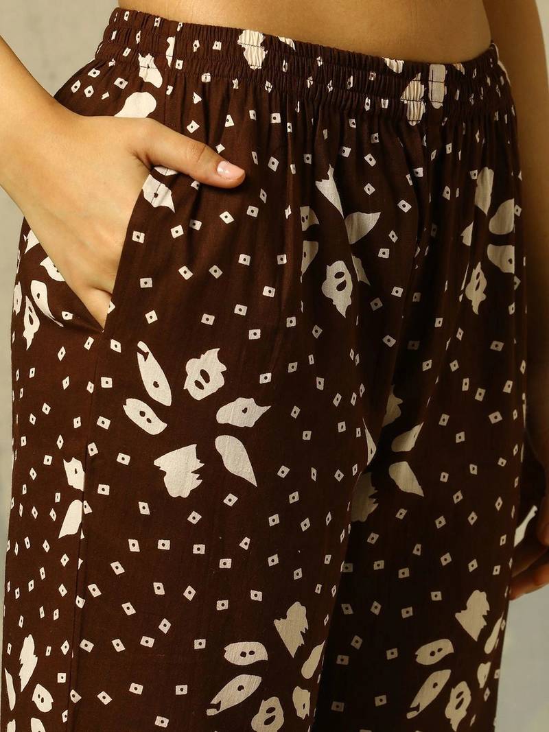 women floral printed regular cotton kurta with trousers