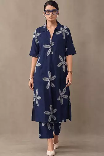 women floral printed regular cotton kurta with palazzos