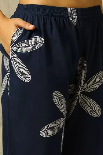 women floral printed regular cotton kurta with palazzos