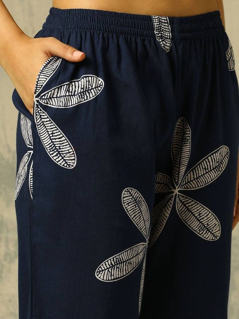 women floral printed regular cotton kurta with palazzos