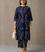 women leheriya printed regular cotton kurta with palazzos