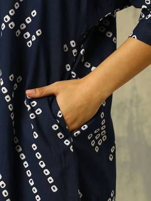 women leheriya printed regular cotton kurta with palazzos 5