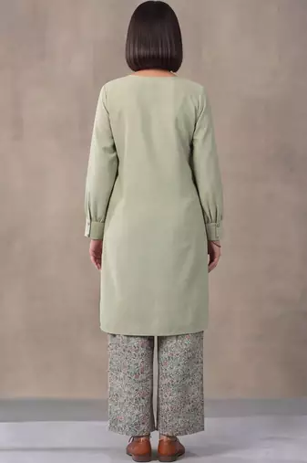 women floral regular kurta with trousers