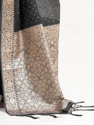 black black & gold-toned floral zari silk blend banarasi saree 3