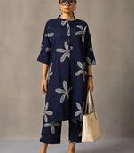 women floral printed regular cotton kurta with trousers