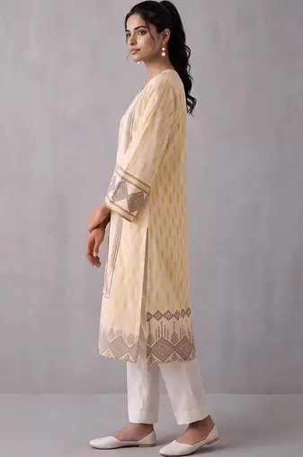 women ethnic motifs printed regular kurta with palazzos