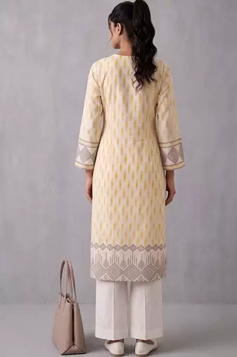 women ethnic motifs printed regular kurta with palazzos