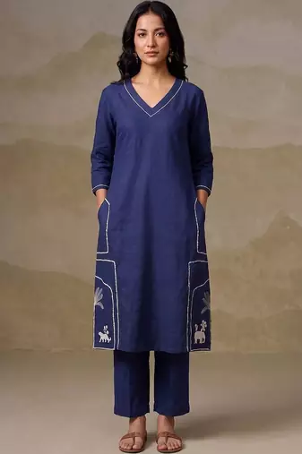 women ethnic motifs embroidered regular thread work kurta with trousers