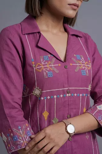 women ethnic motifs embroidered regular patchwork kurta with trousers