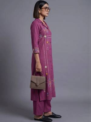 women ethnic motifs embroidered regular patchwork kurta with trousers 3