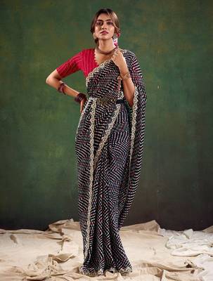 black geometric printed sequinned saree 2