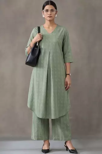 women ethnic motifs printed pleated kurta with palazzos