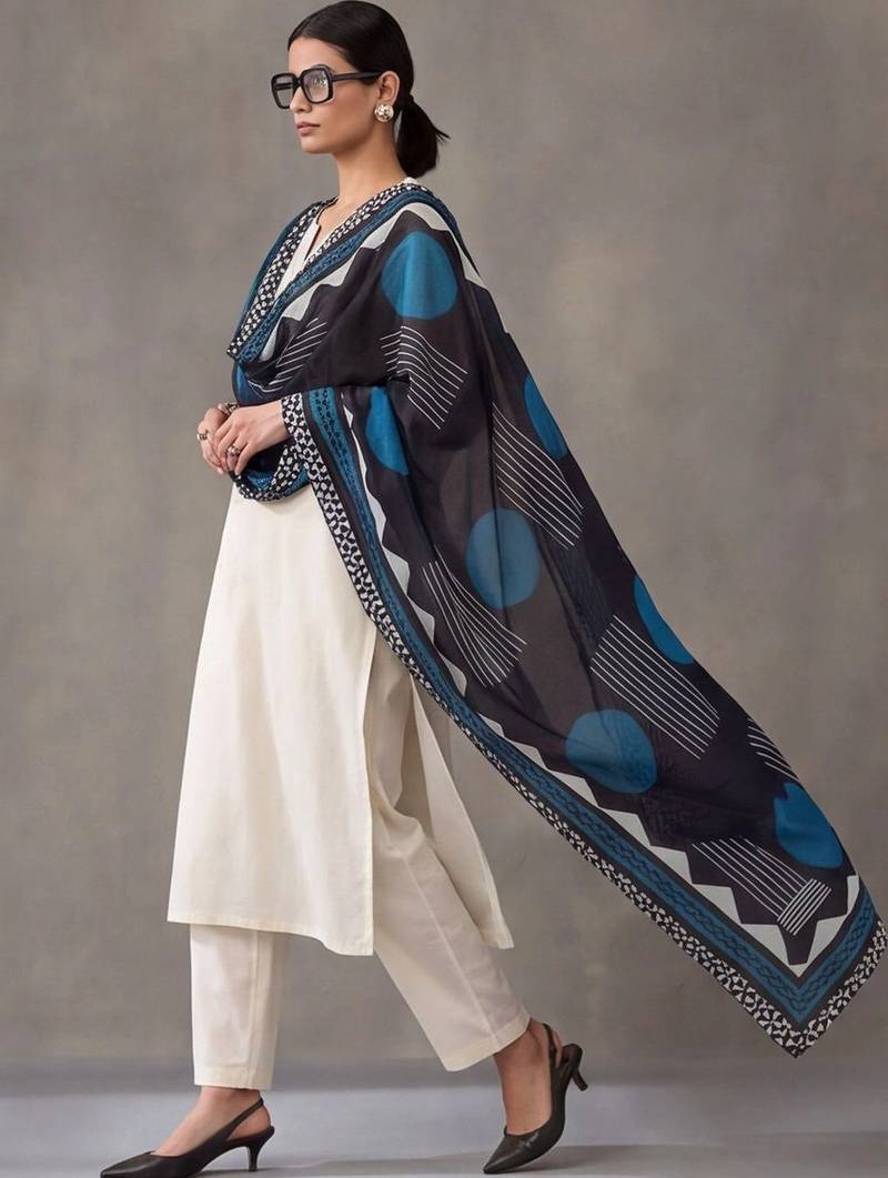 women embroidered regular thread work cotton kurta with trousers & with dupatta