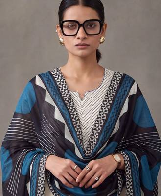women embroidered regular thread work cotton kurta with trousers & with dupatta 5