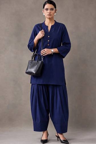 women regular cotton kurti with farshi salwar