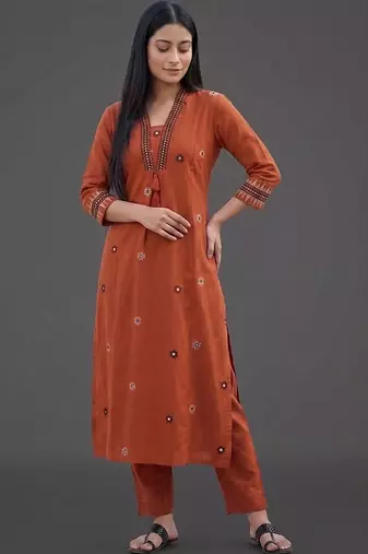 workwear women embroidered kurta with trousers