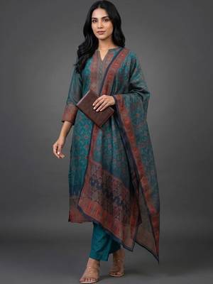 formal women printed kurta with trousers with dupatta 1